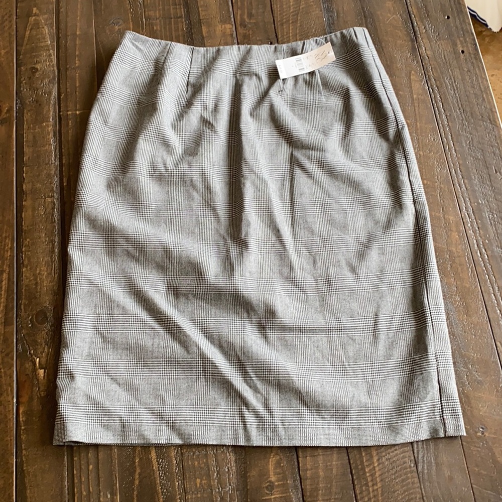 Pencil skirt